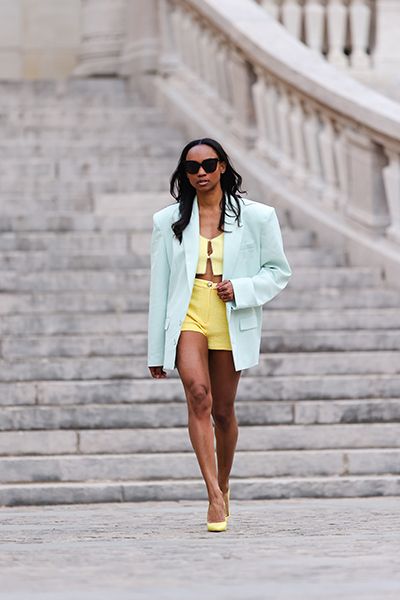 How to Style Women's Tailored Shorts For Summer - Thrifty Wife