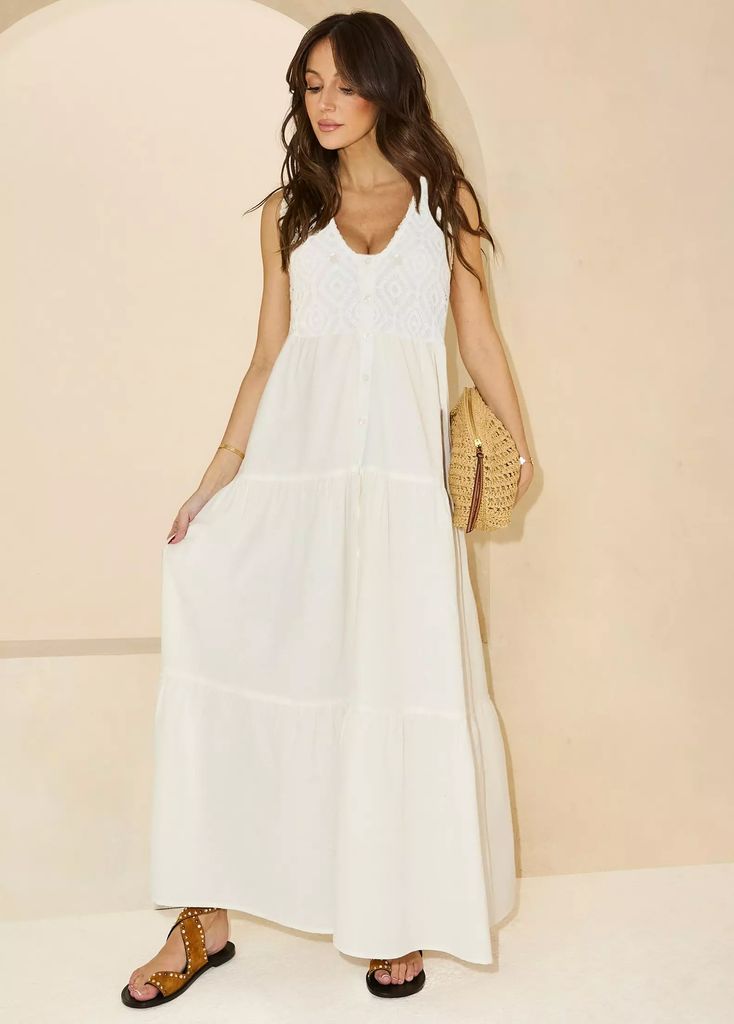 Michelle Keegan White Circle
