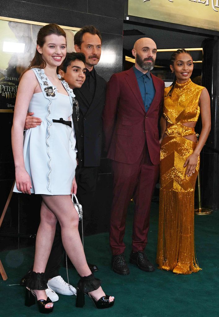 ever gabo anderson alexander molony jude law and yara shahidi attend the world premiere of peter pan & wendy