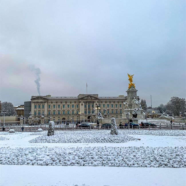 Buckingham Palace in the snow in 2022 