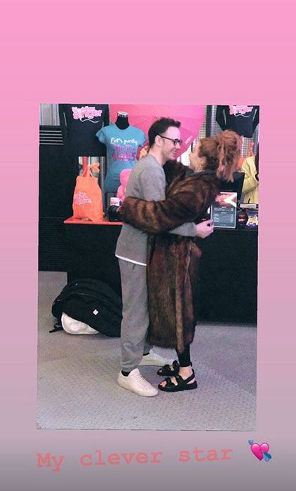 stacey dooley hugs kevin clifton