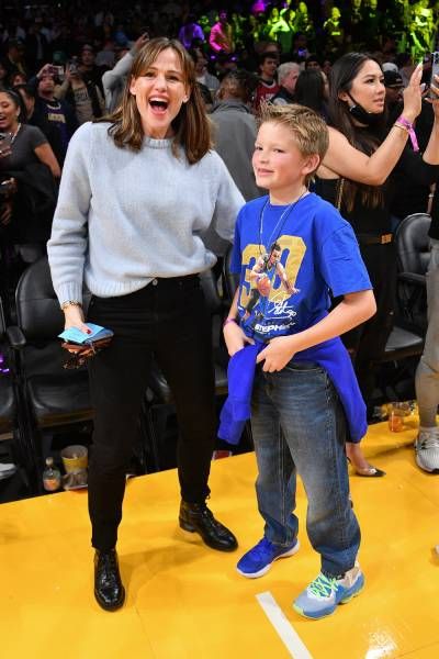 Jennifer Garner and her son with Ben Affleck Samuel