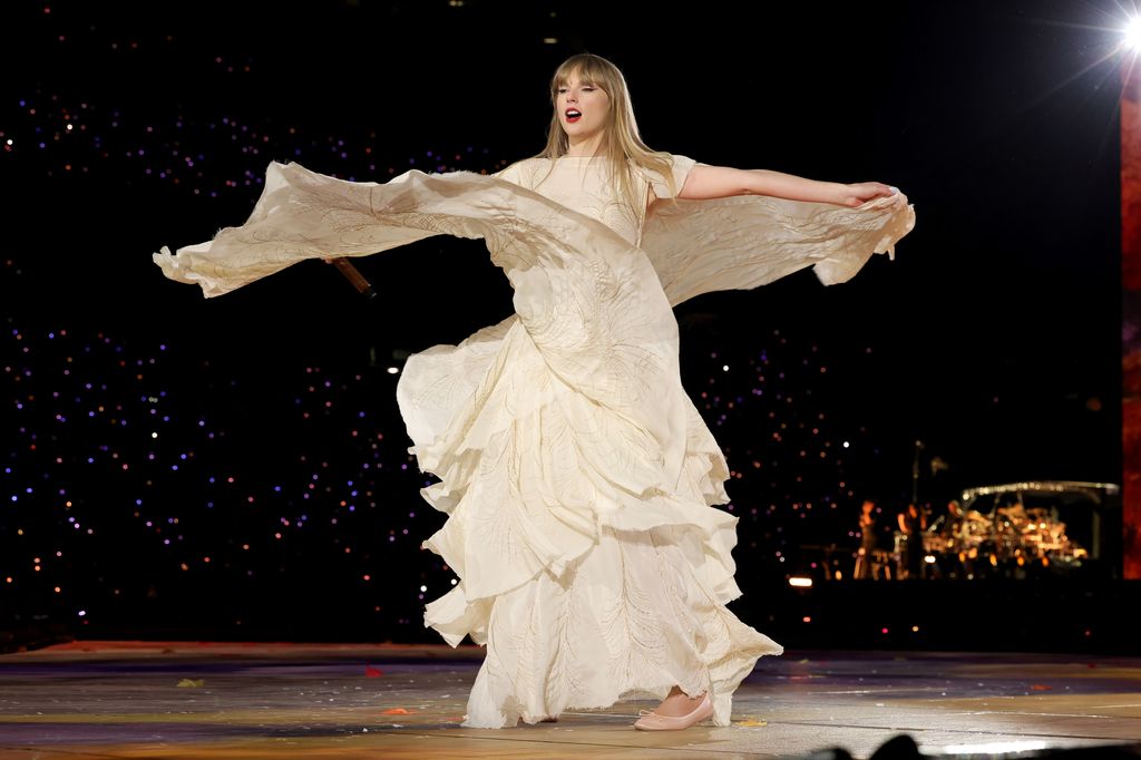 Taylor during the ethereal, contemplative "Folklore" segment of the show