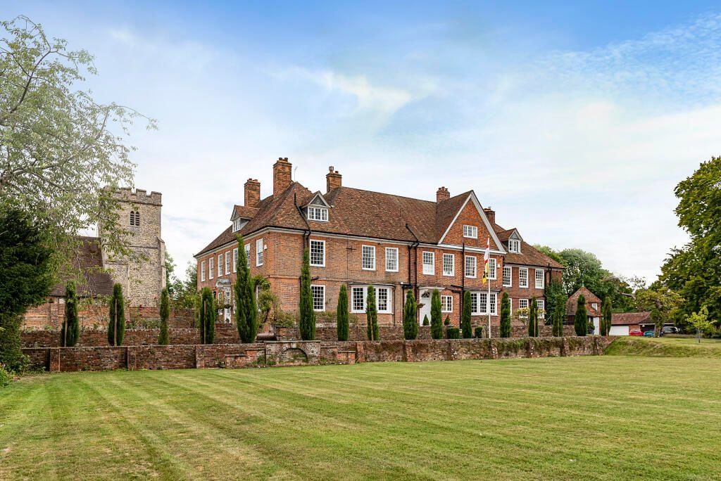 rear view of Aston Tirrold manor house in Oxford