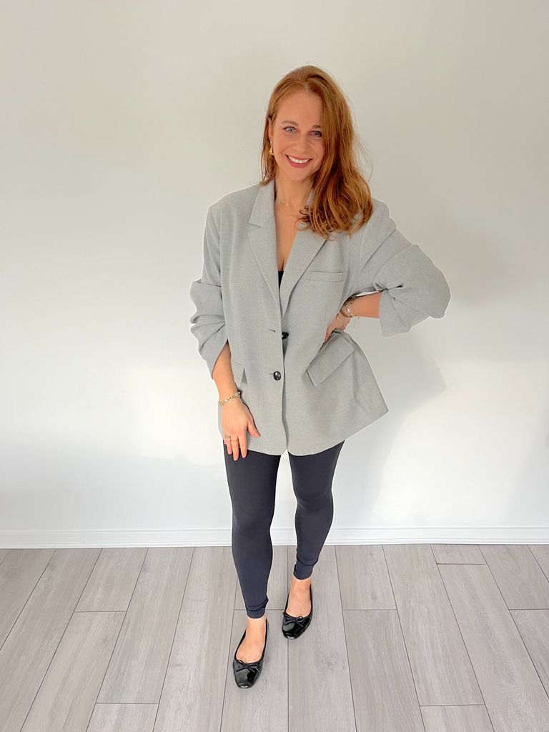 This oversized TALA blazer is great teamed with leggings and ballet pumps