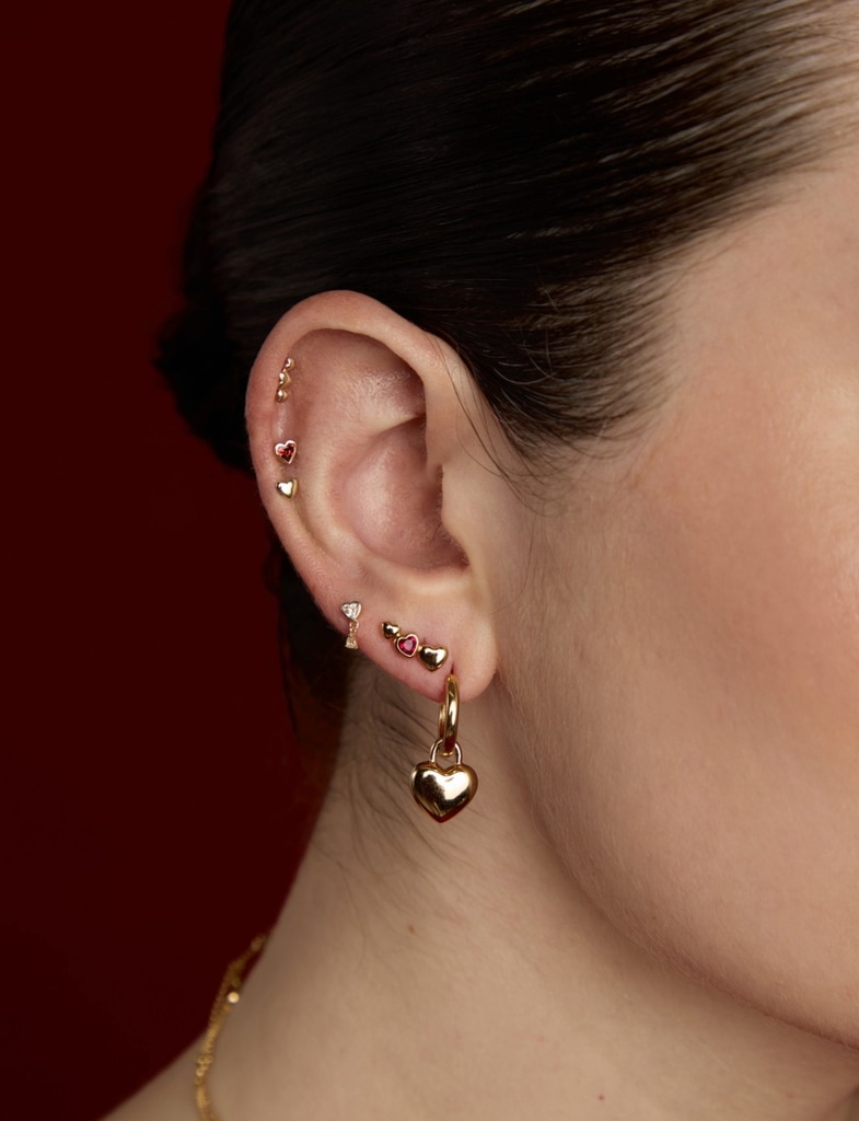 Astrid & Miyu gold earring stack