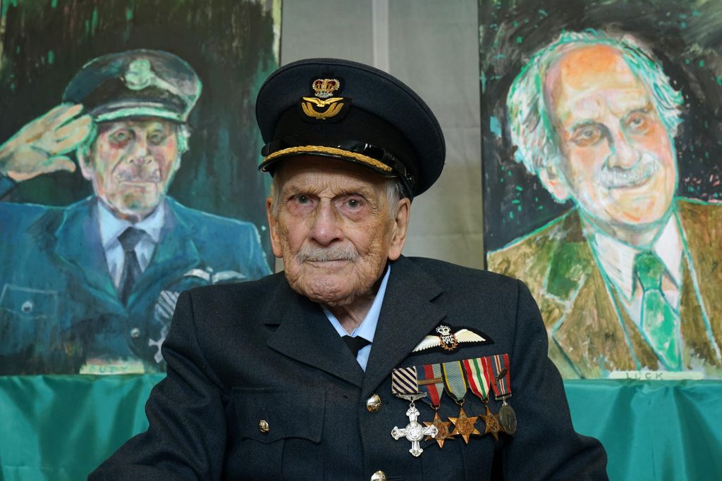 Group Captain John 'Paddy' Hemingway DFC unveiling portraits reflecting his life by British artist Dan Llywelyn Hall