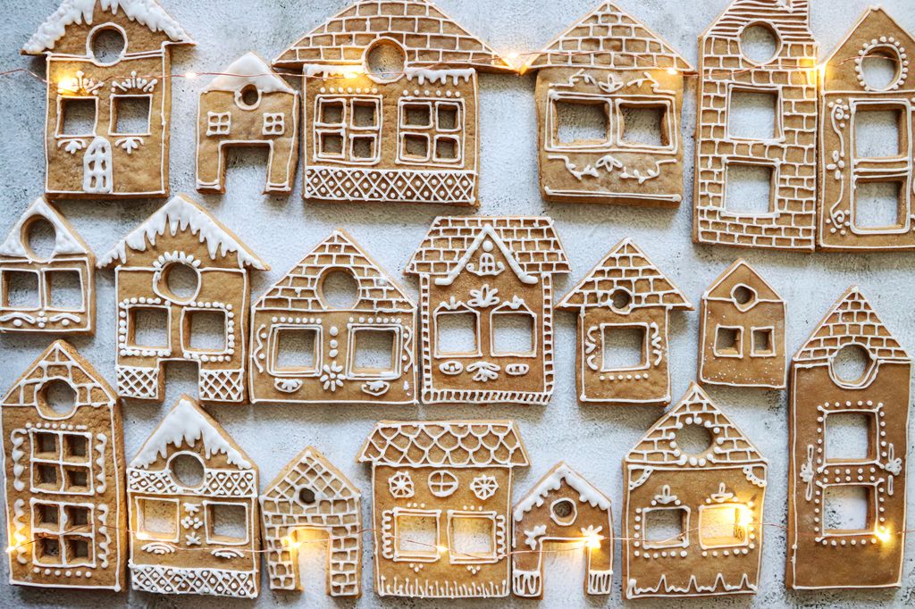 Make a magical gingerbread house this Christmas