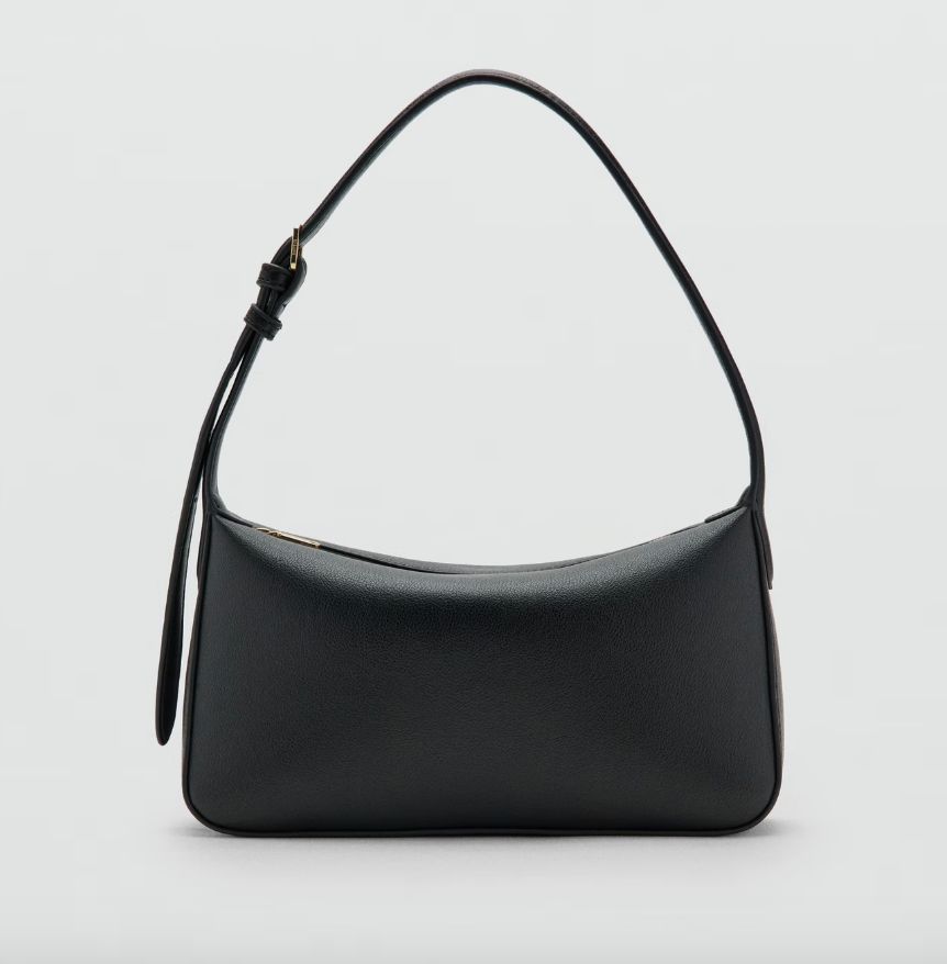 Je suis obsédée par les tenues des années 90 de Carolyn Bessette-Kennedy dans Disney's Love Story – voici comment les copier 15 Sac noir style années 90 Mango