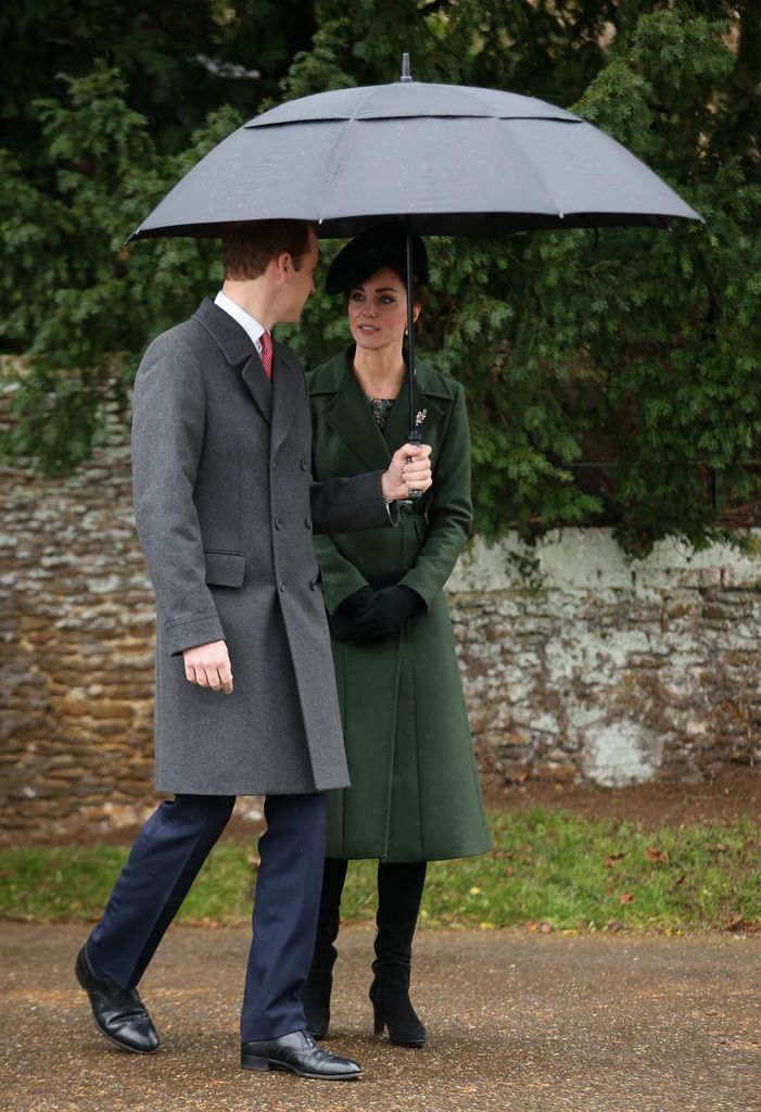 william and kate under umbrella