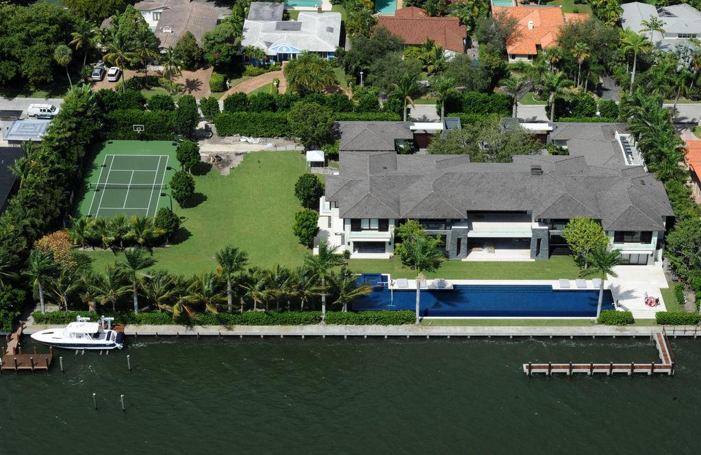 Enrique Iglesias house from above
