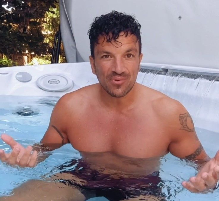 peter andre home hot tub z