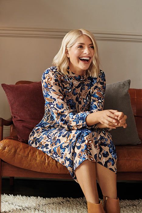 holly willoughby mands