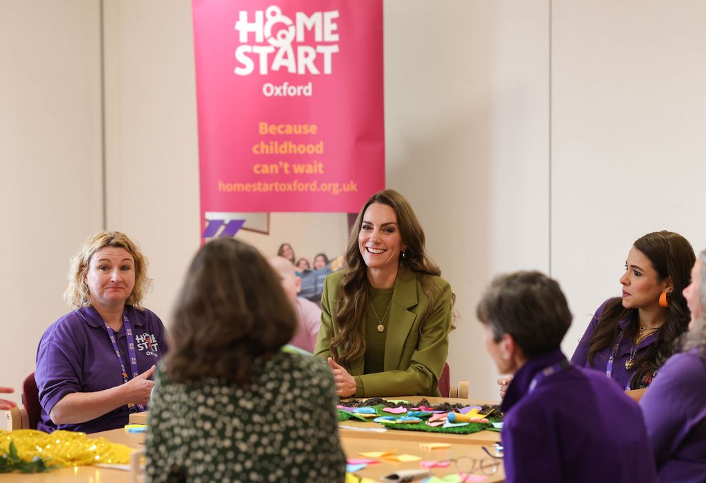 Kate speaking with with Home-Start Oxford volunteers 