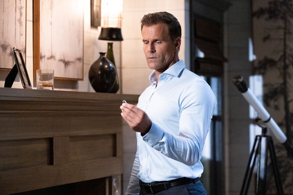 Cameron Mathison as Drew in General Hospital