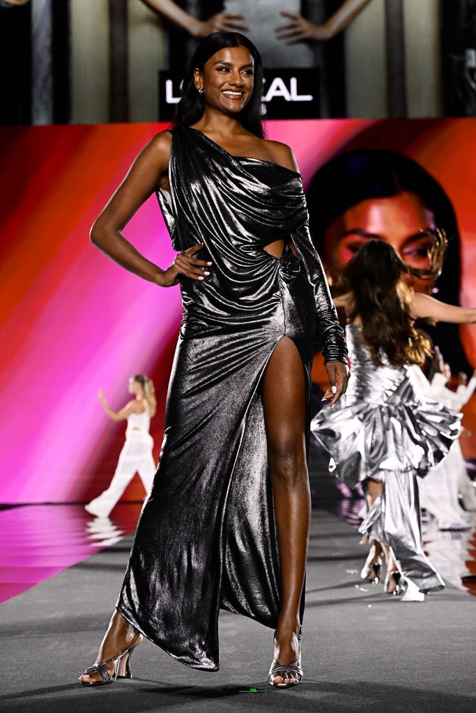 PARIS, FRANCE - SEPTEMBER 23: Simone Ashley walks the runway during "Le DÃ©filÃ© L'OrÃ©al Paris â Walk Your Worth" Womenswear Spring-Summer 2025 show as part of Paris Fashion Week on September 23, 2024 in Paris, France. (Photo by Kristy Sparow/Getty Images for L'OrÃ©al Paris)