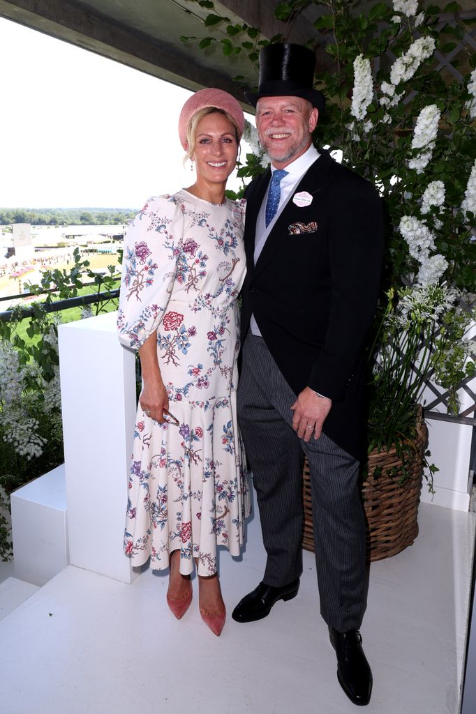 Zara Tindall dan Mike Tindall menghadiri Royal Ascot pada 18 Juni 2025 di Ascot, Inggris.