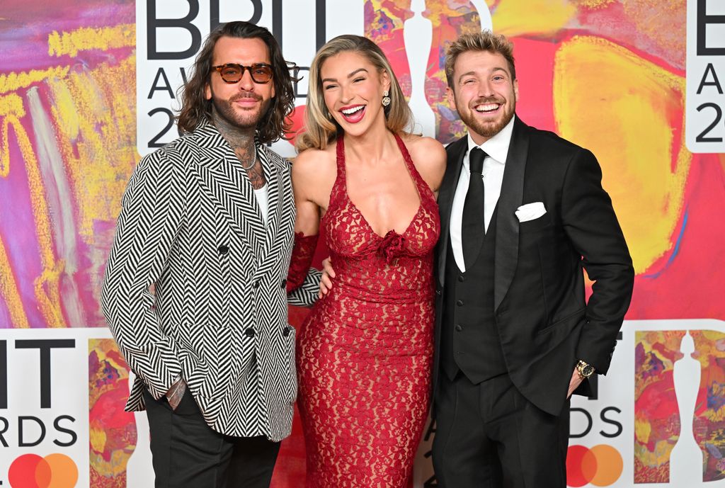 Pete Wicks, Zara McDermott and Sam Thompson standing together