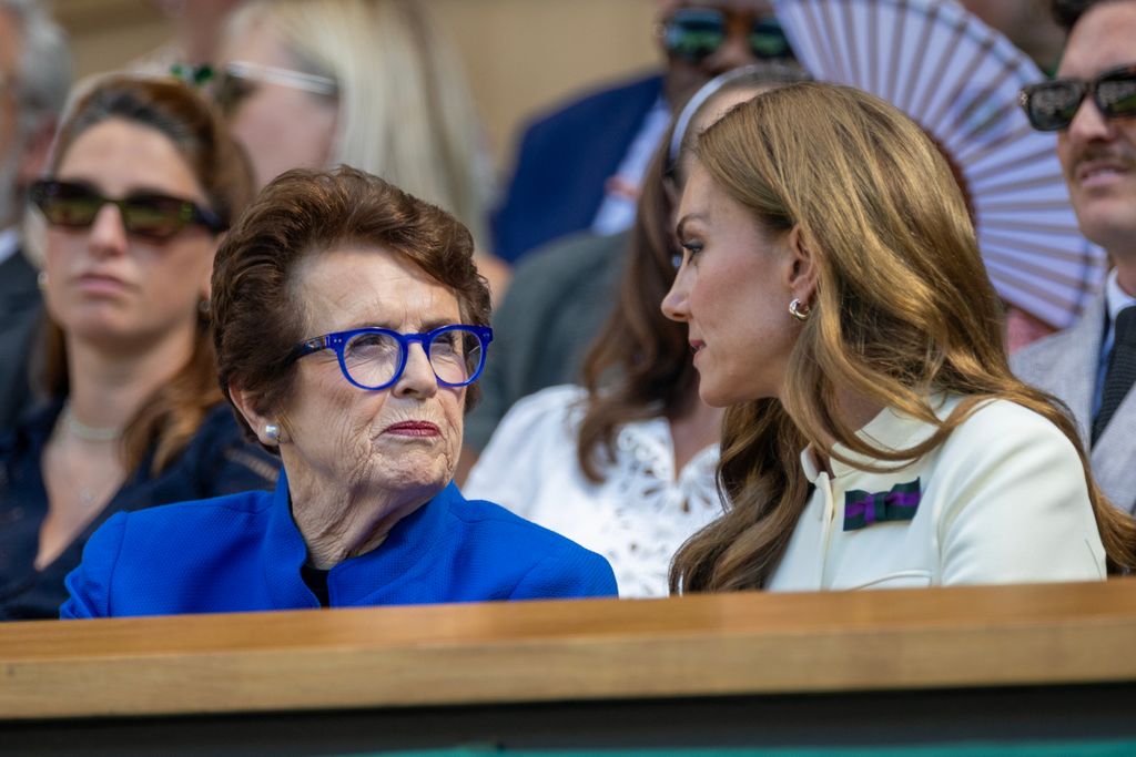 billie jean king chatting to princess kate in royal box