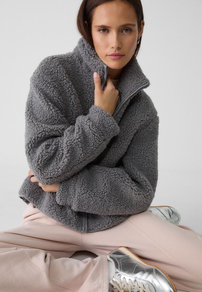 stradivarius grey fleece 