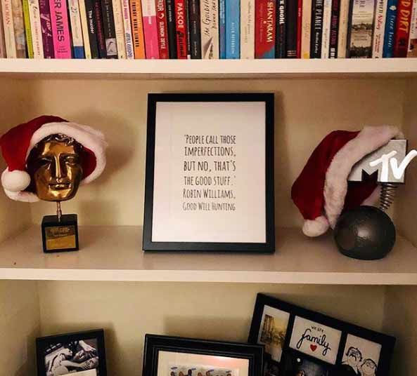 6 iain stirling laura whitmore house shelves