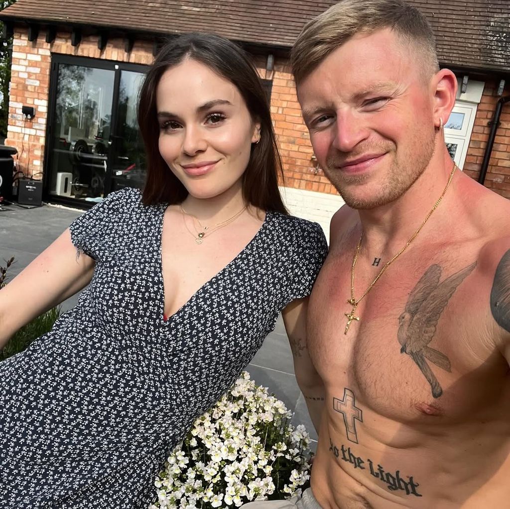adam and holly ramsay peaty outside home