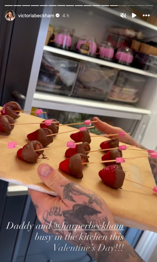 Victoria Beckham partage la cuisine de Harper et David pour la Saint-Valentin