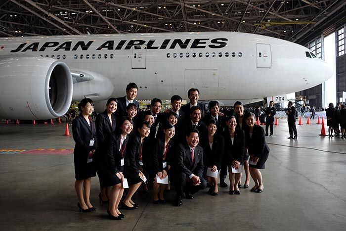 japan airlines female staff