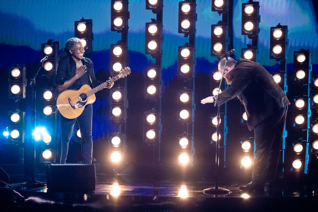 Tracy Chapman and Luke Combs perform during the 66th GRAMMY Awards at Crypto.com Arena on February 04, 2024 in Los Angeles, California.