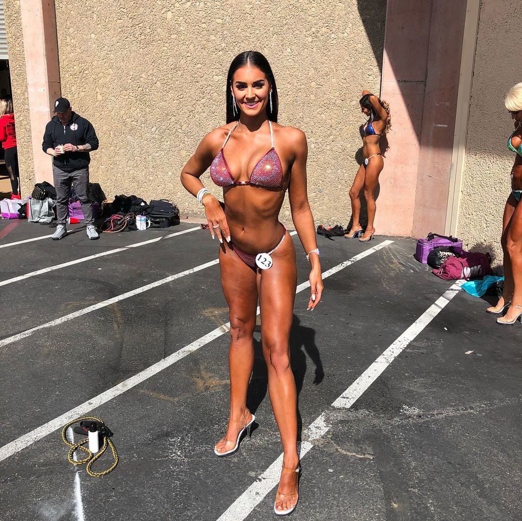 Claire Kittle ahead of a bikini fitness competition, shared on Instagram