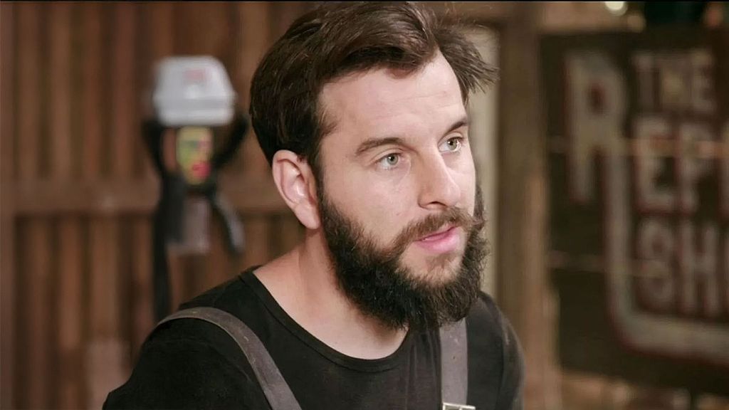 Dominic Chinea has opened up about the pressures of the repair shop
