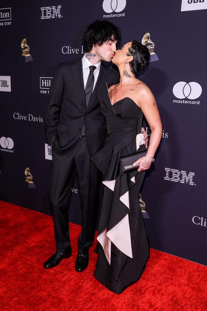 Demi Lovato and Jordan Lutes kiss