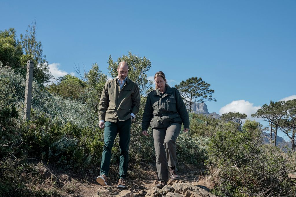 Prince William talks with Park Manager for Table Mountain National Park 