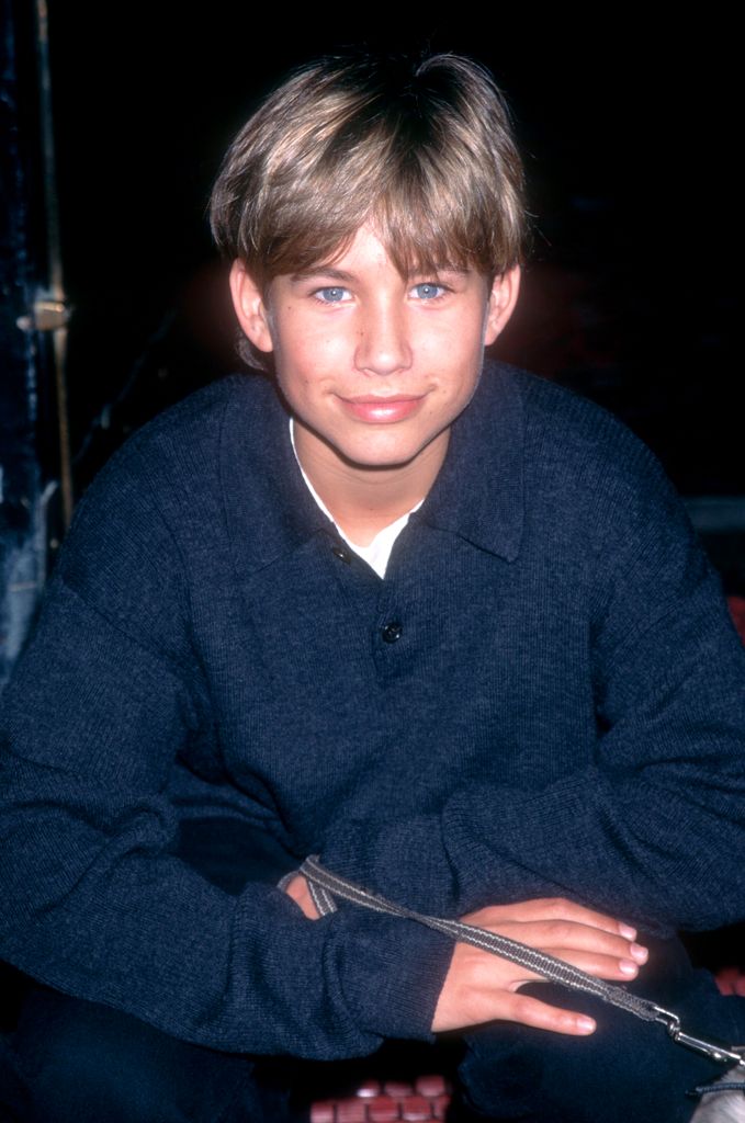 LOS ANGELES, CA - 1994:  Actor Jonathan Taylor Thomas poses for a portrait circa 1994 in Los Angeles, California.  (Photo by Ron Davis/Getty Images)