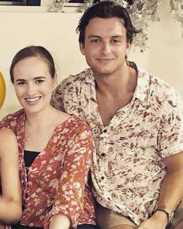 photo of margot robbie sister anya and brother cameron