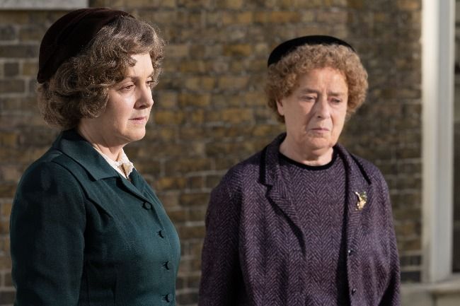 Call the Midwife viewers left 'sobbing' following shocking storyline in ...