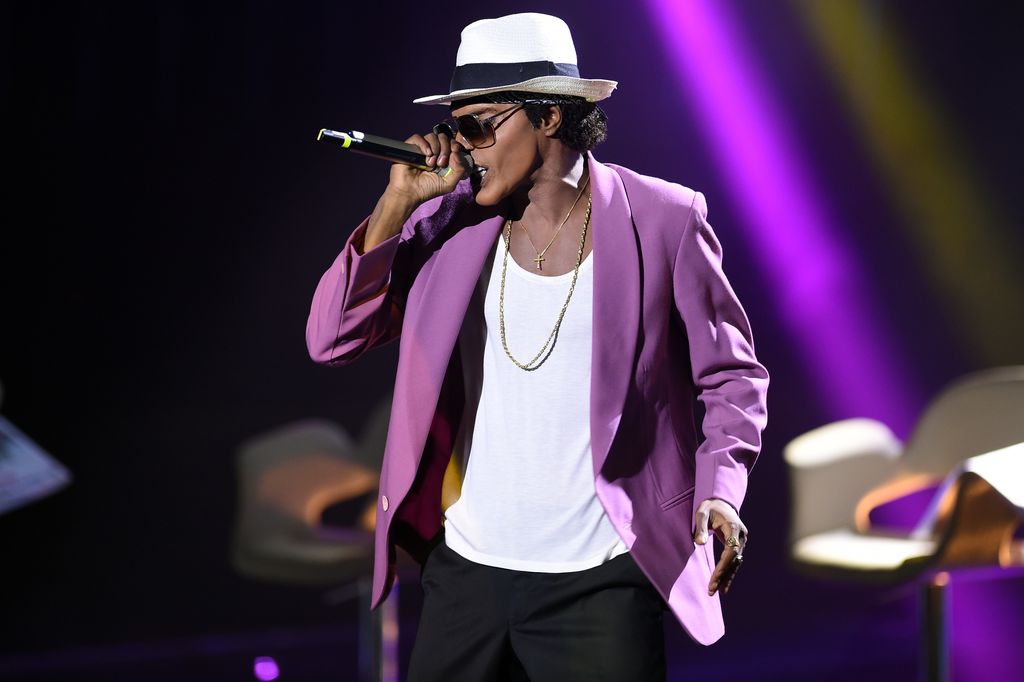 Bruno Mars reportedly charges $5 million to perform