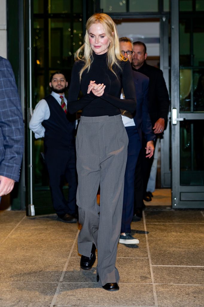 Nicole kidman grey trousers