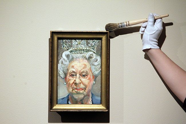 the queen painting