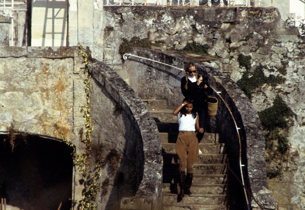 PARIS - UNDATED: (FILE PHOTO)   Jerry Hall at La Fourchette castle with Taritha 1986 France.  Jerry Hall just gave an interview to a UK celebrity magazine where she reveals that " Mick Jagger's cheating was painful, she will never have a face lift, is a fan of Ayurvedic treatments and finds reality TV disgusting". (Photo by Michel Dufour/WireImage)