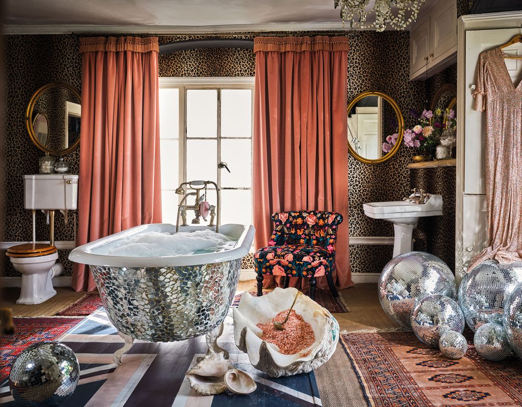 Alice's Somerset home bears similarities to the Chelsea store