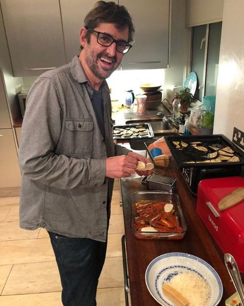 louis theroux kitchen home a