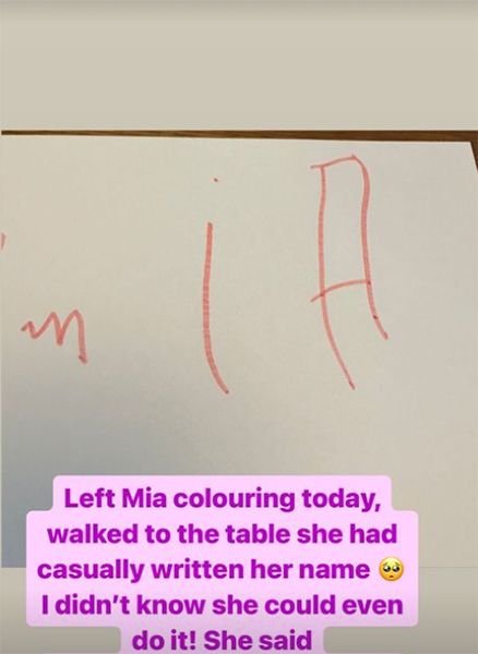 Child writing of the name Mia