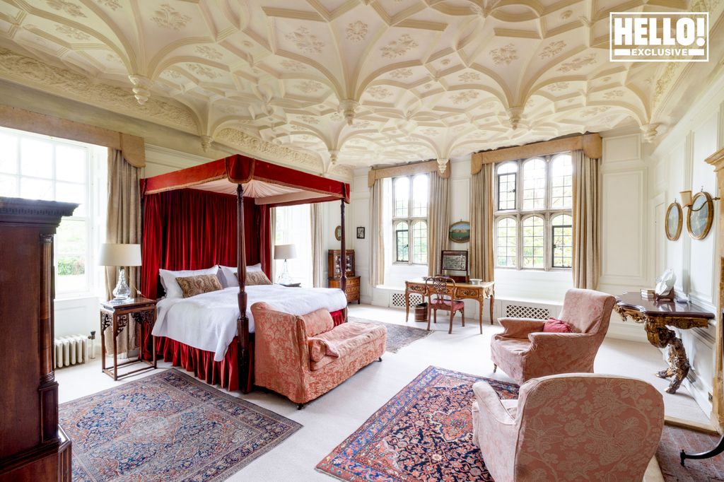 Inside Viscount and Viscountess Hinchingbrooke's stunning stately home ...