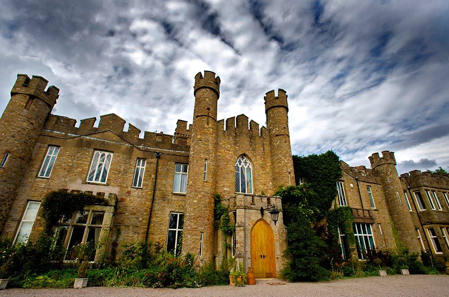 1 Historic English Castle