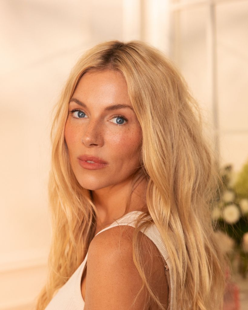 Sienna Miller for Charlotte Tilbury makeup