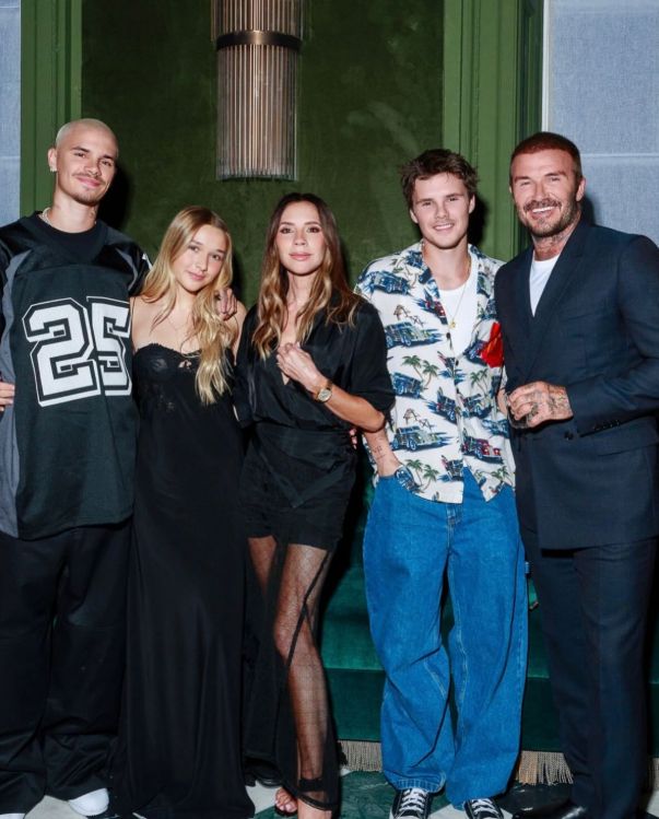 Romeo Beckham with Harper Beckham, Victoria Beckham, Cruz Beckham and Brooklyn Beckham