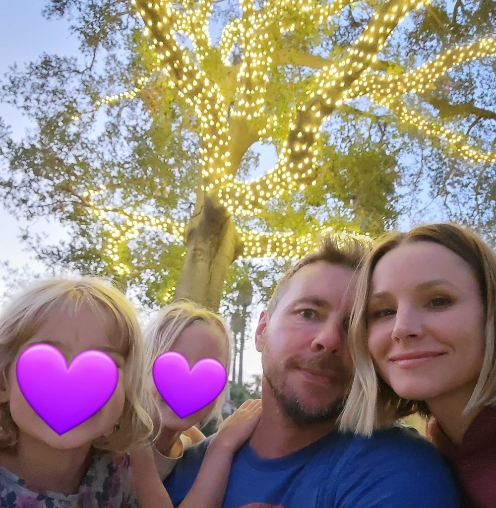 Kristen Bell and Dax Shepard with their daughters Lincoln and Delta