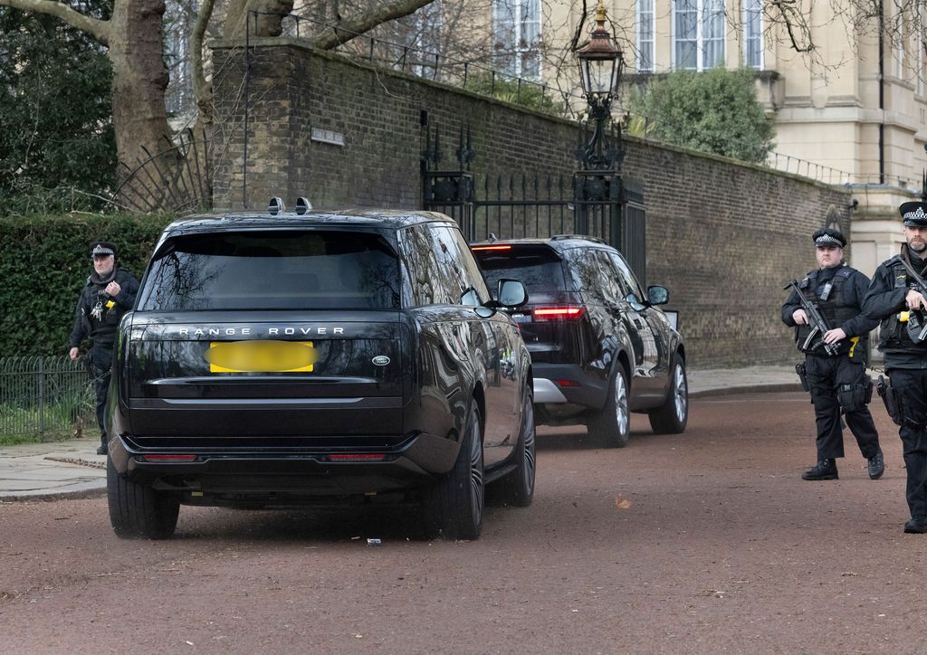 Prince Harry's car could be seen arriving at Clarence House on Tuesday