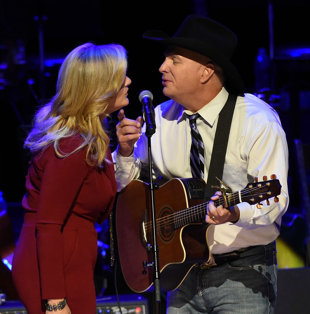 trisha yearwood garth brooks world tour